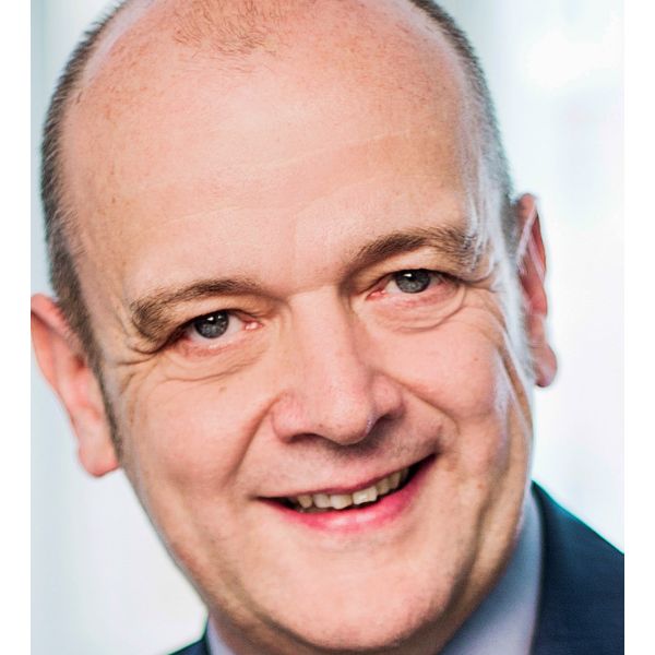 Uwe AmreinStiftungsmanager, Röchling Stiftung